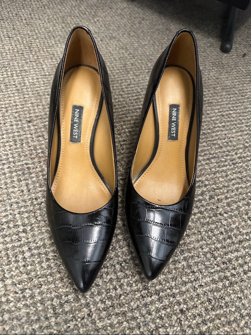 Nine West Black Croc-Embossed Pointed Toe Pumps